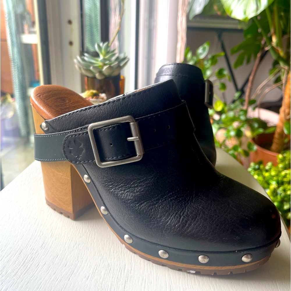 Lucky Brand Clogs, size 8.5